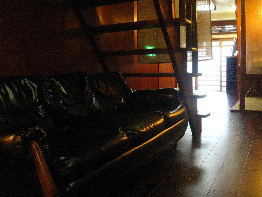 Hostel Ann Нагоя Экстерьер фото